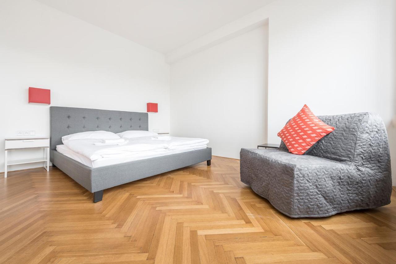 Merkur Apartments プラハ エクステリア 写真