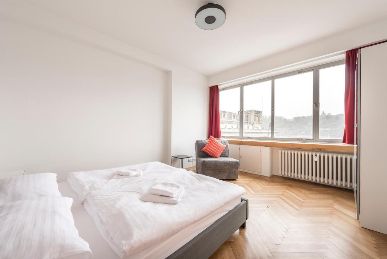 Merkur Apartments プラハ エクステリア 写真